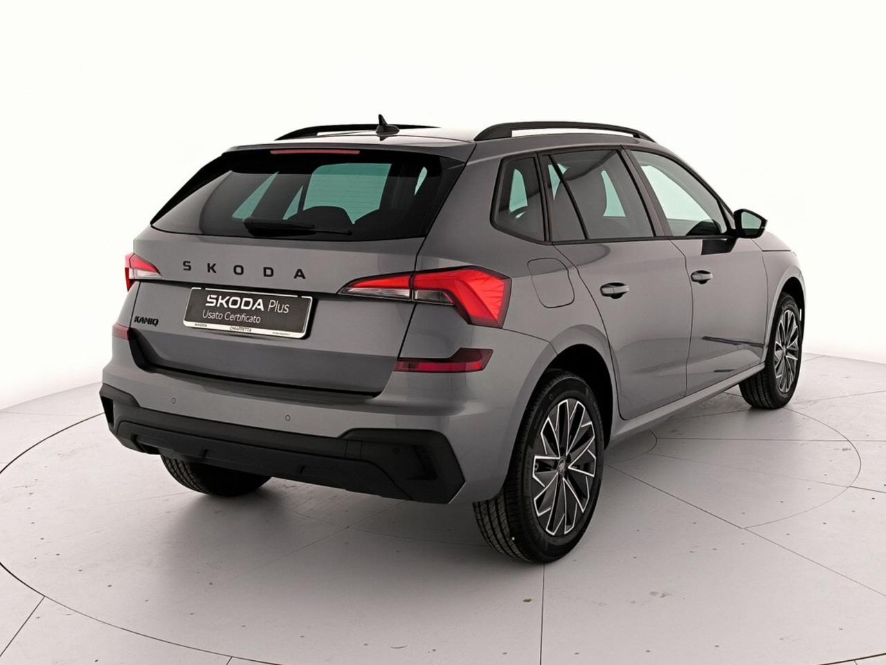 Skoda Kamiq 1.0 tsi black dots 95cv