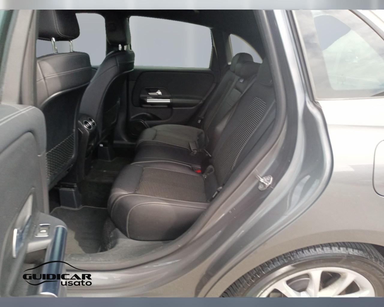 Mercedes-Benz Classe B - W247 2018 - B 180 d Sport Plus auto
