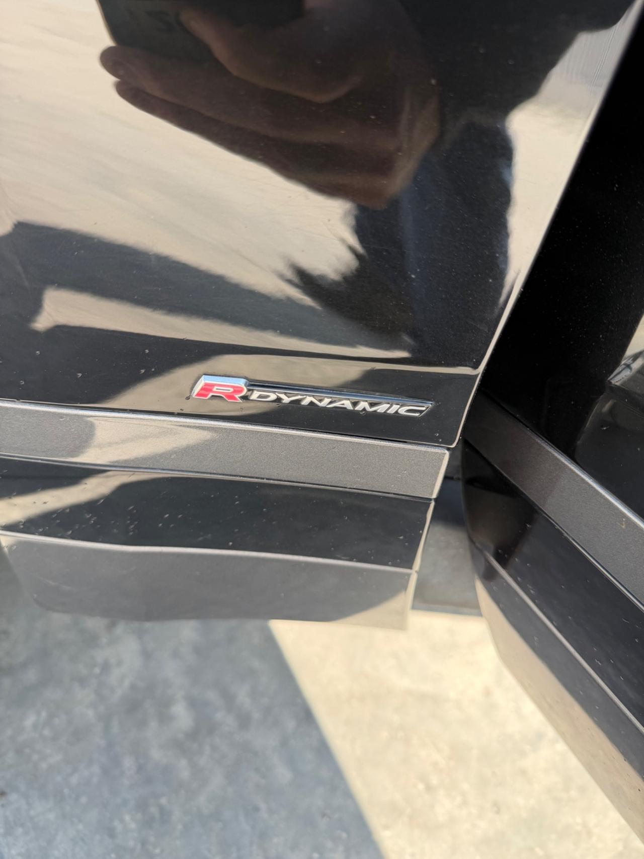 Land Rover Range Velar 2.0D I4 240 CV R-Dynamic