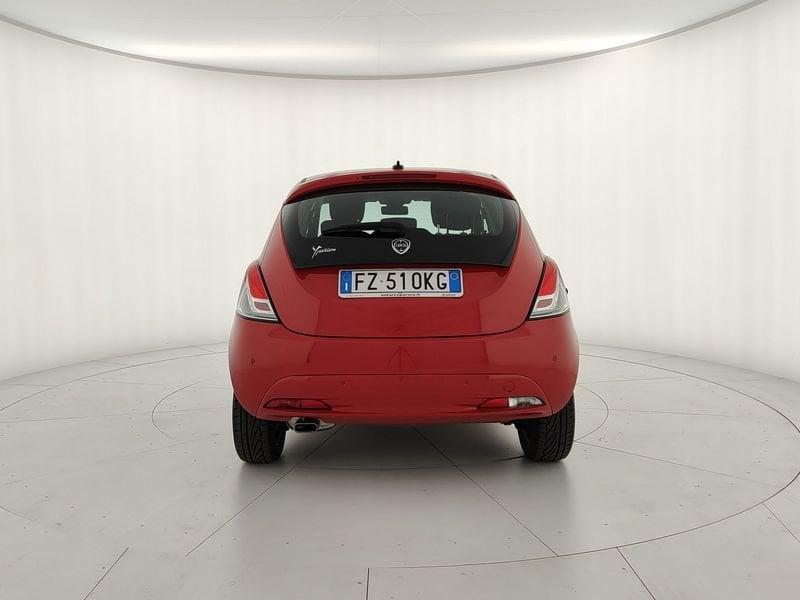 Lancia Ypsilon 1.2 69 CV 5 porte S&S Gold - OK PER NEOPATENTATI