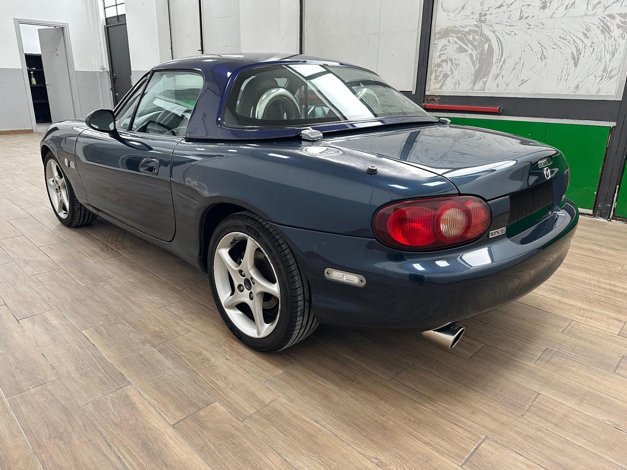 Mazda MX-5 1.8i 16V con Clima e Hardtop