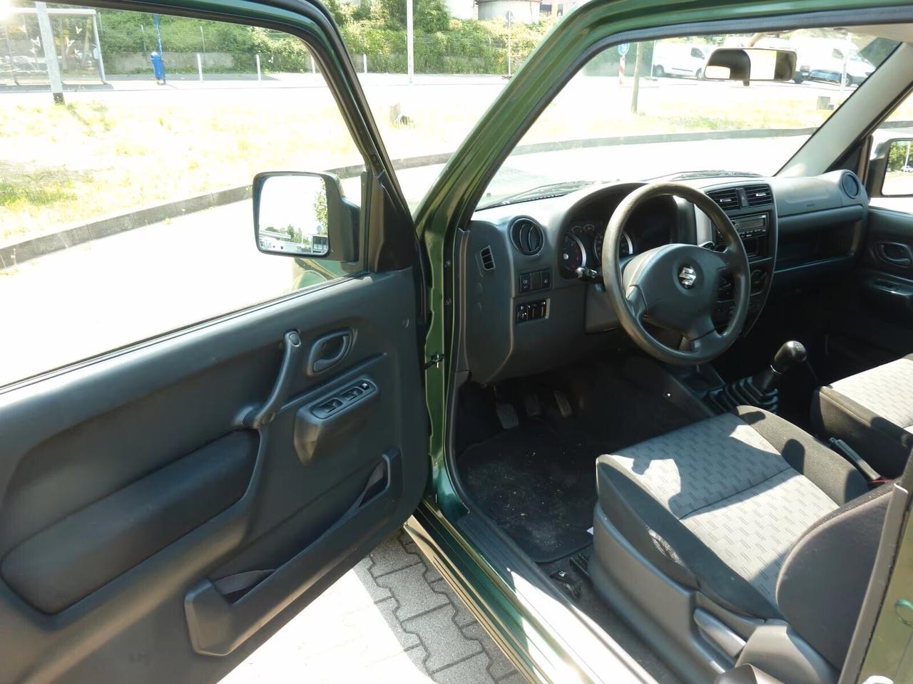 Suzuki Jimny 1.3i 16V cat 4WD JLX