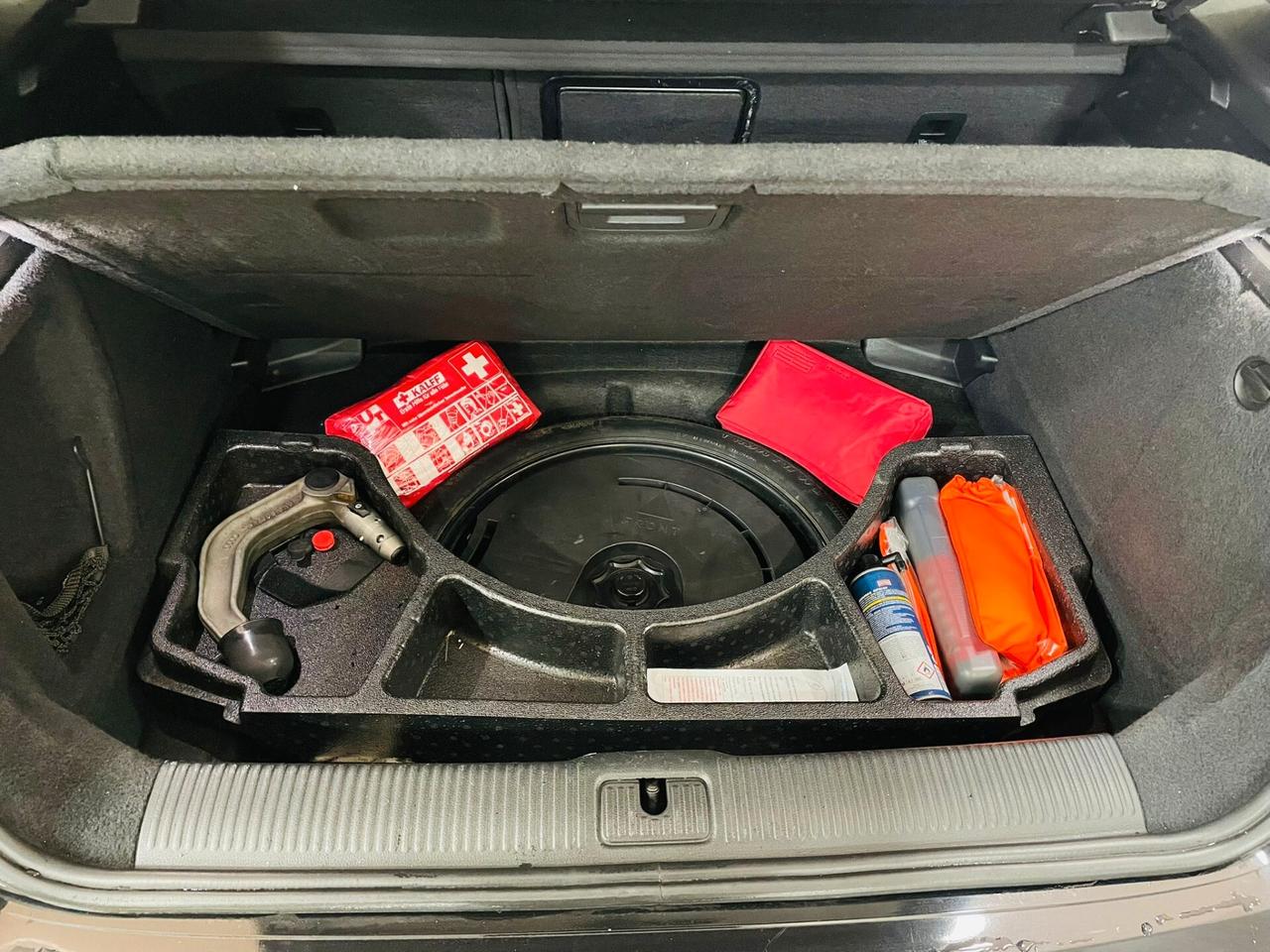 Audi A3 Sedan 1.6 TDI S-Line