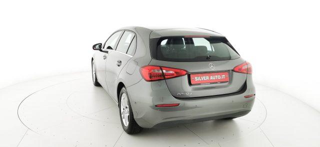 MERCEDES-BENZ A 180 Automatic Business Extra