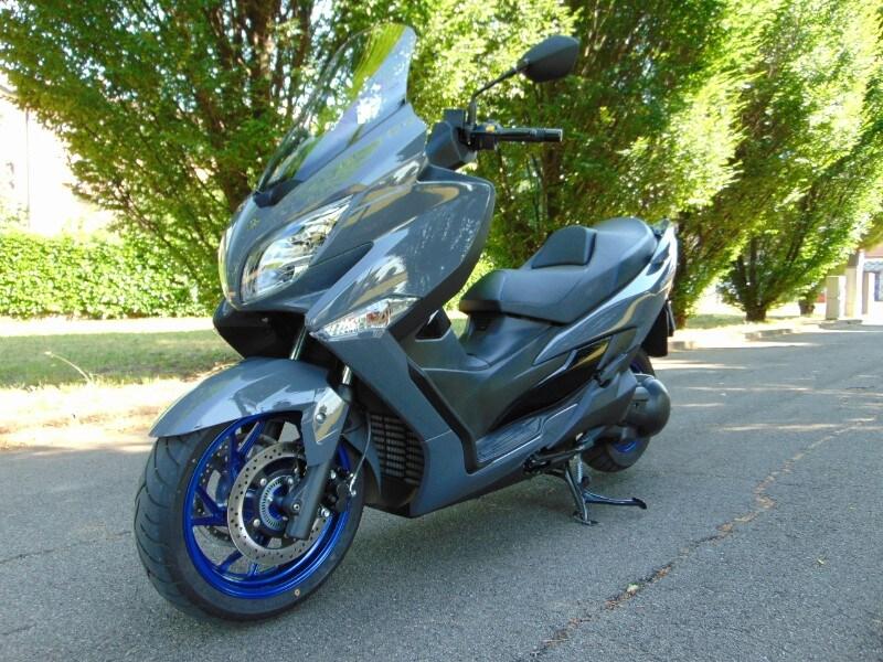 Suzuki Burgman 400 ABS