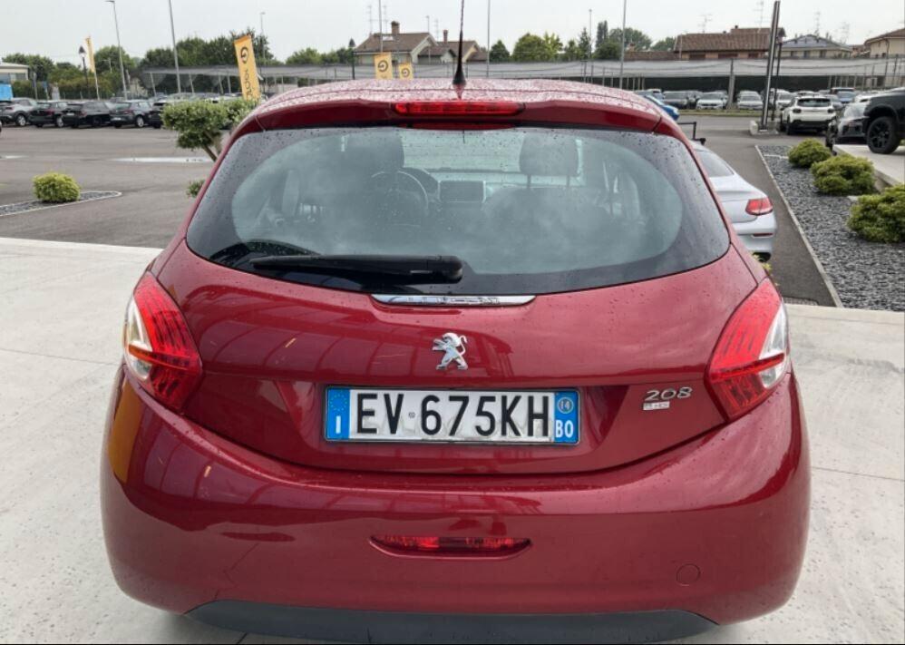 Peugeot 208 1.6 e-HDi 92 CV Stop&Start 5 porte Allure
