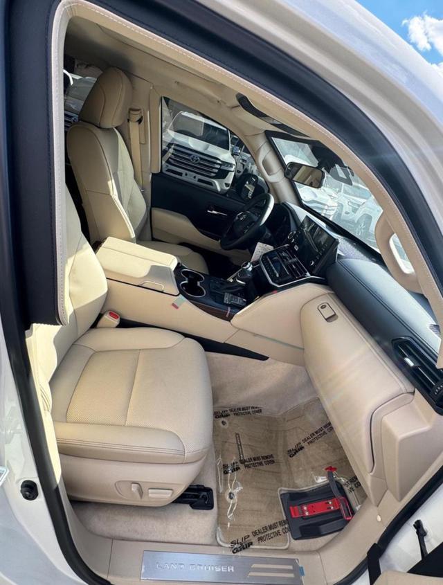 TOYOTA Land Cruiser 300 3.5 V6 305KW 415HP 7 POSTI CORAZZATO B6/VR7