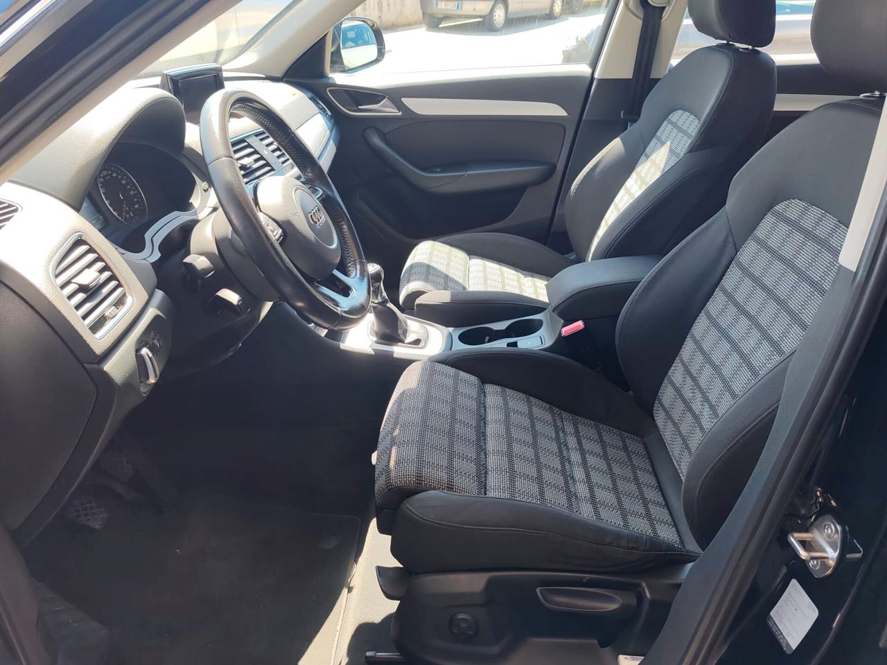 Audi Q3 2.0 TDI 150 CV Business