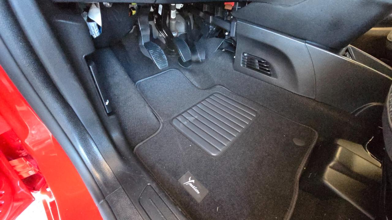 Lancia Ypsilon 1.0 FireFly 5 porte S&S Hybrid Ecochic Silver