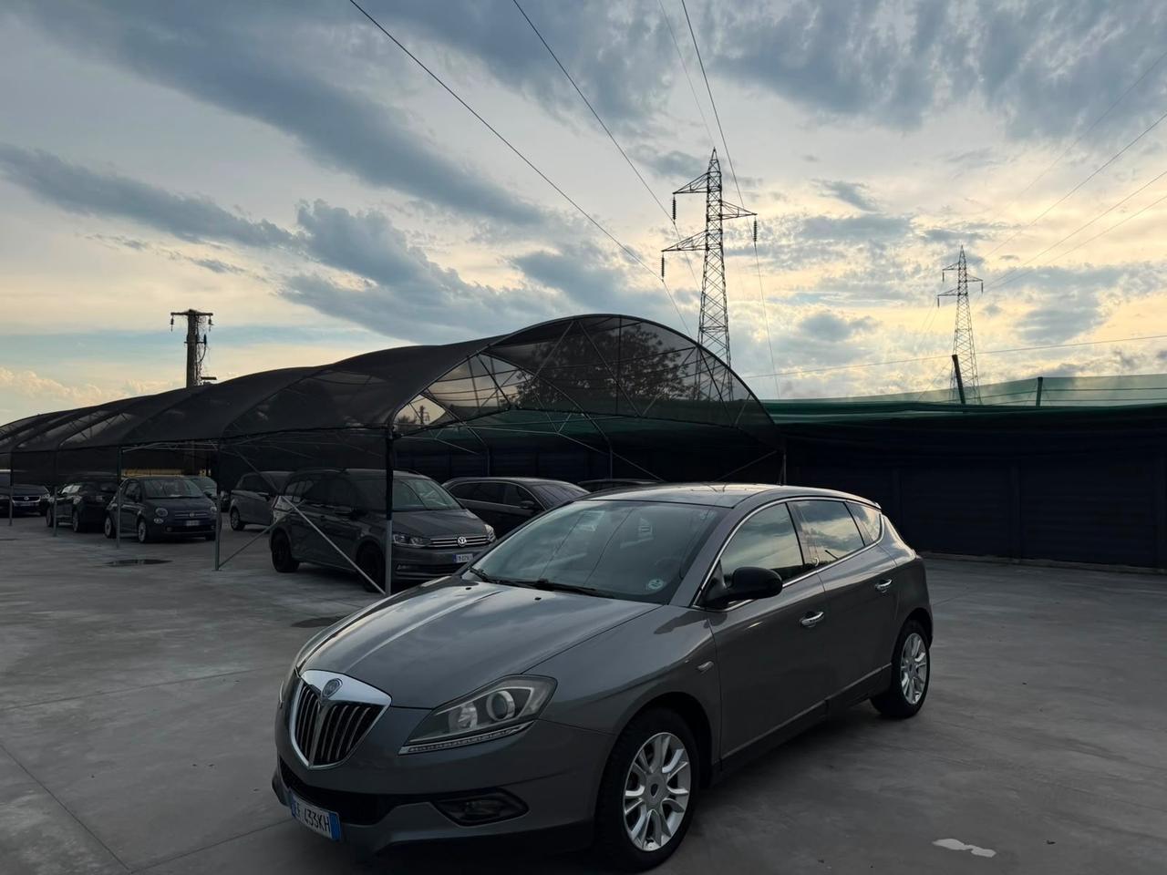 Lancia Delta 1.6 MJT DPF Selectronic Platinum
