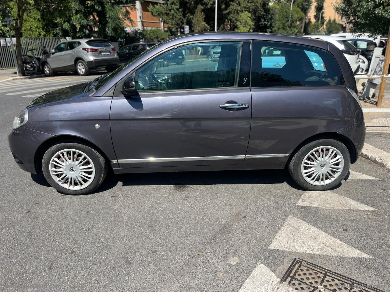 LANCIA Ypsilon 1.2 69 CV Platinum