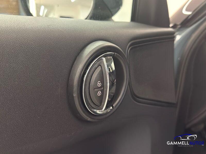 MINI Countryman Cooper D ALL4 automatica Northwood Ed.