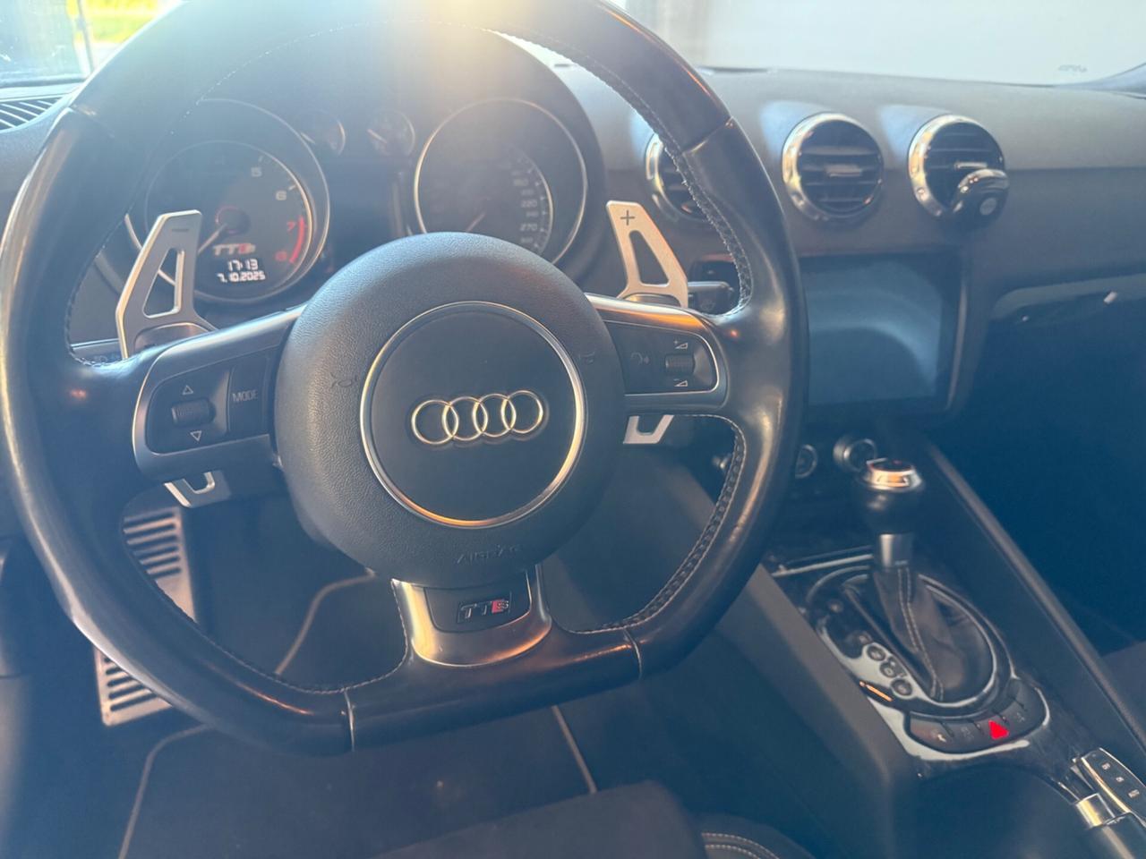 Audi TT TTS Coupé 2.0 272 CV TFSI quattro S tronic