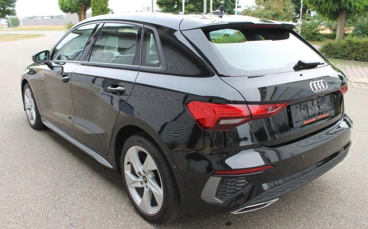 Audi A3 SPB 30 Tdi S line stronic Navigatore Led