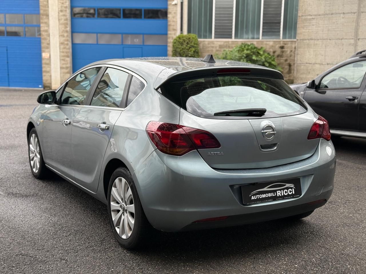 Opel Astra 1.4 100CV 5 porte GPL