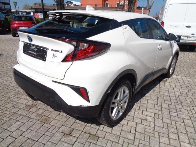 Toyota C-HR 1.8 Hybrid E-CVT Active PICCOLO DANNO ANTERIORE