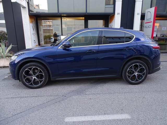 Alfa Romeo Stelvio 2.2 t Executive Q4 210cv auto my19