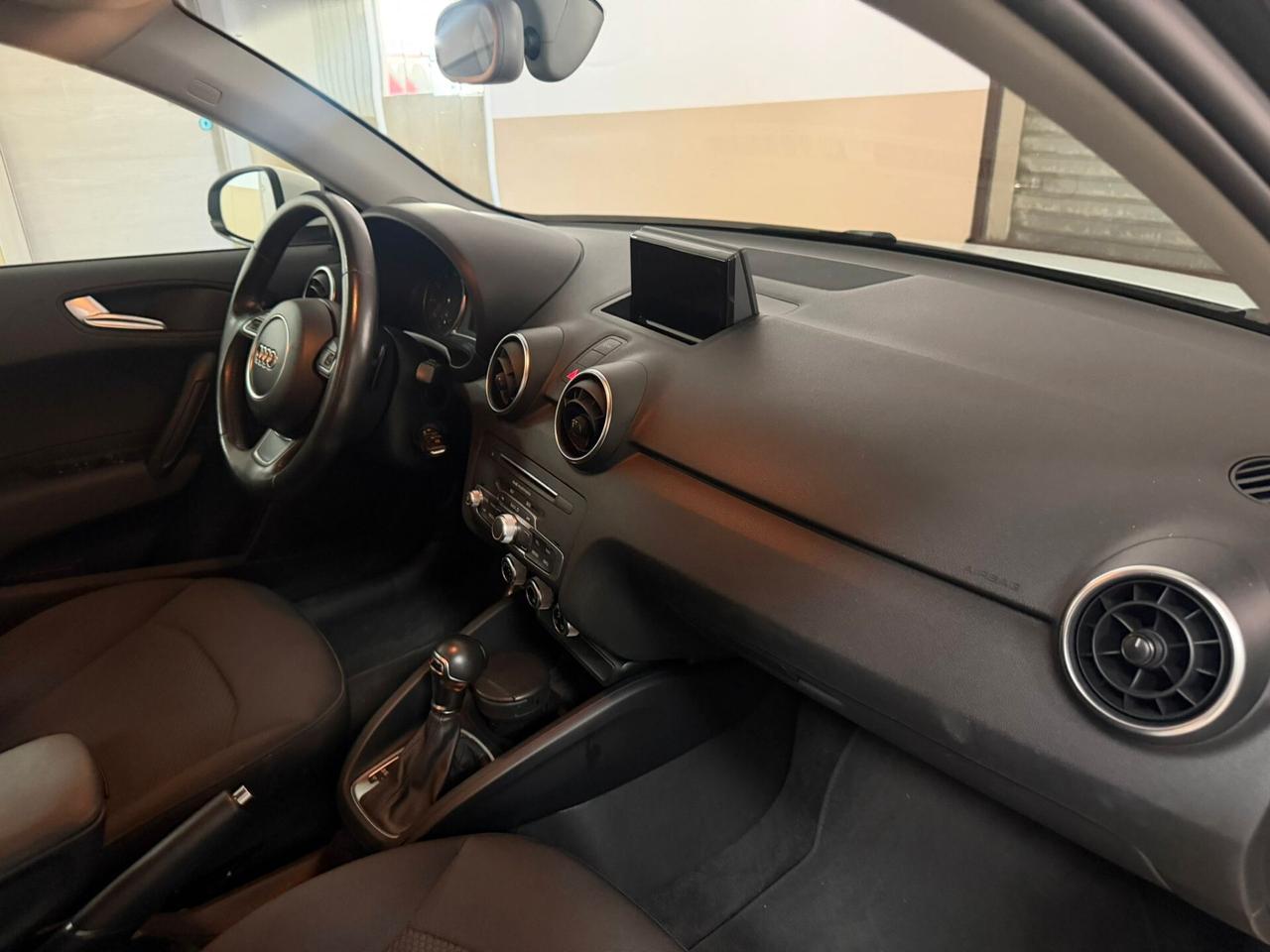 Audi A1 1.0 TFSI ultra S tronic
