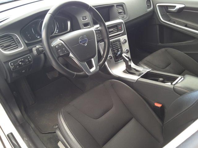 VOLVO V60 Cross Country D3 150cv Geartronic Business