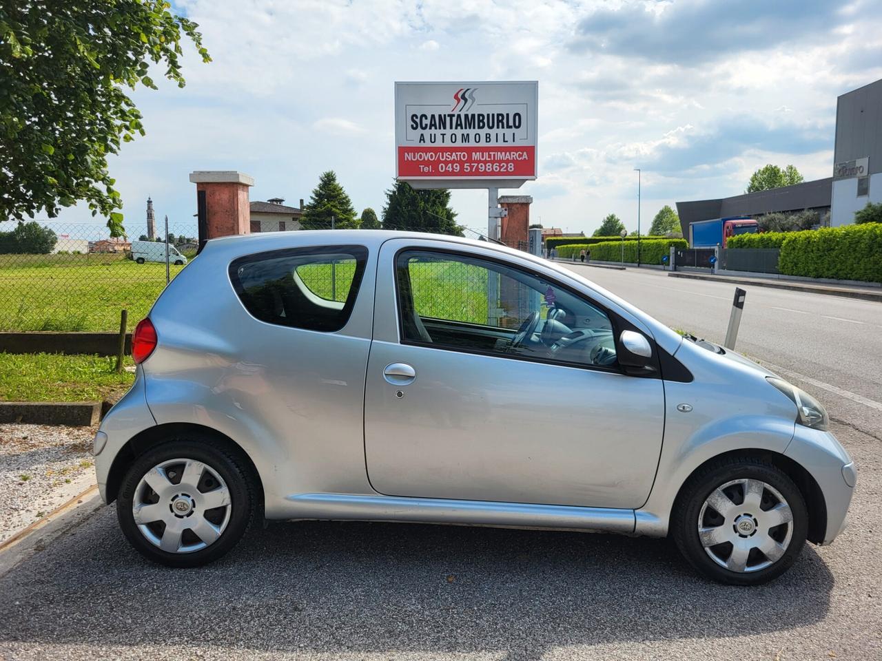 Toyota Aygo 1.0 12V VVT-i 3 porte Sol