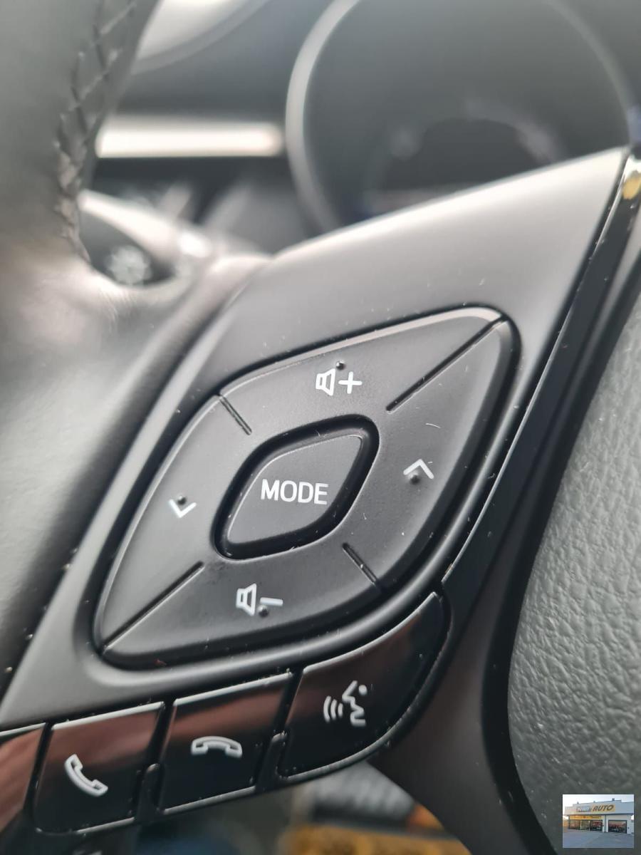 TOYOTA C-HR 1.8 Hybrid-Neopatentati