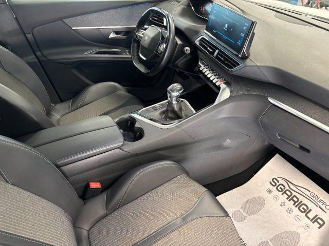 PEUGEOT 3008 1.5 BlueHDi Allure Pack