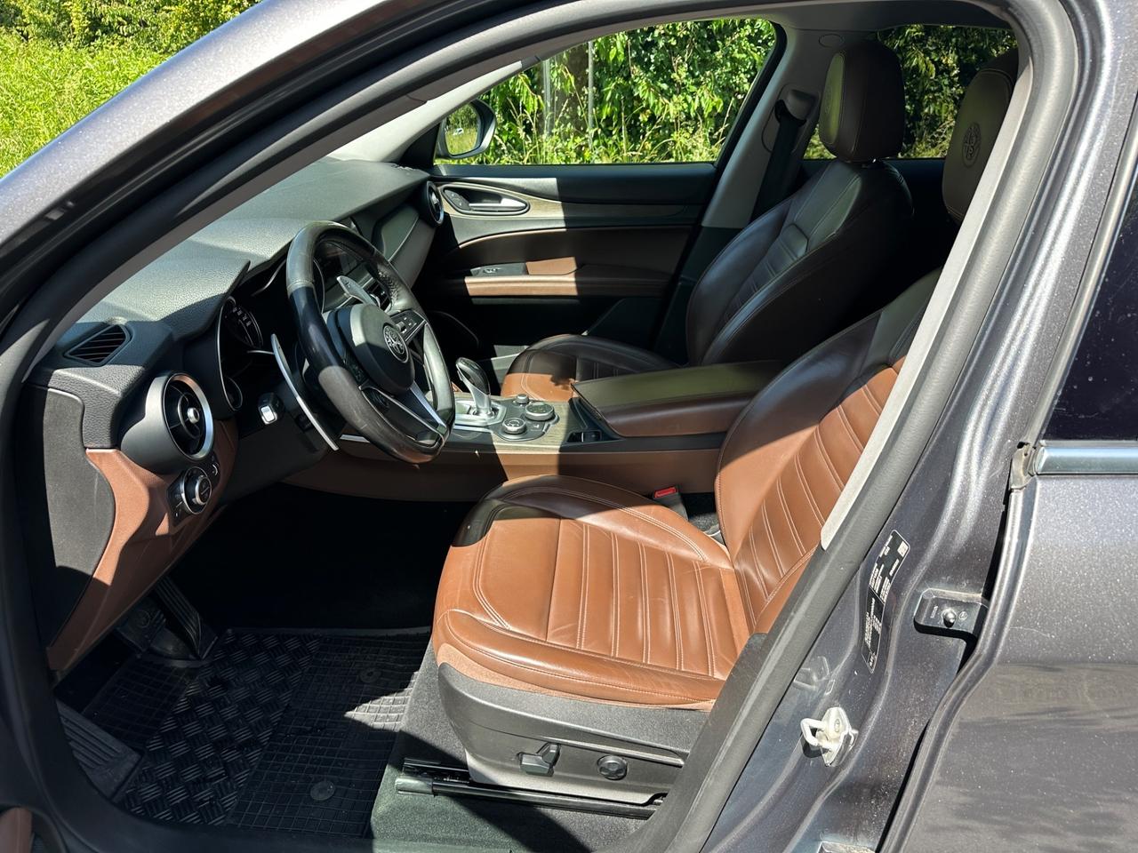 Alfa Romeo Stelvio 2.2 Turbodiesel 210 CV AT8 Q4 Executive - 2017