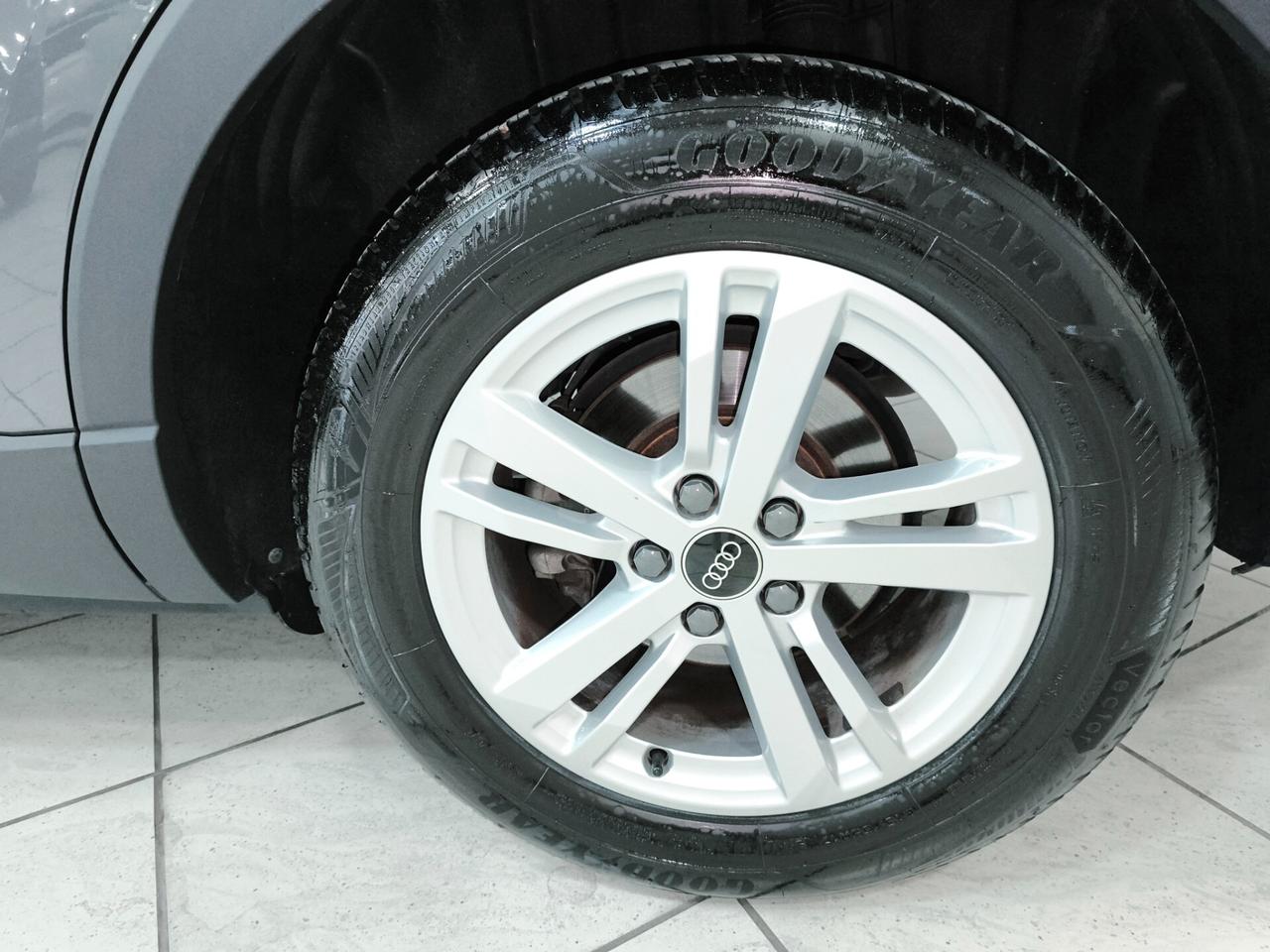 Audi Q3 35TDI 150cv S-Tronic Business