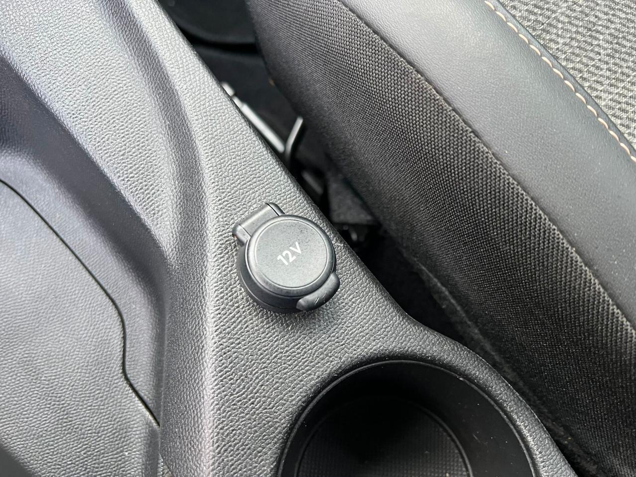 PEUGEOT 208 1.2 PURETECH 75CV 2025!!! COME NUOVA!!!