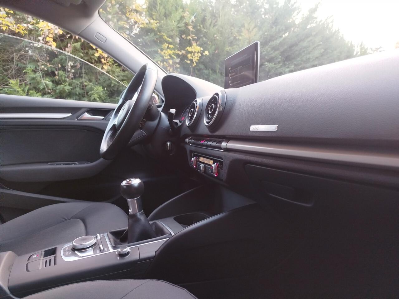 Audi A3 1.6 TDI 116 CV Sport