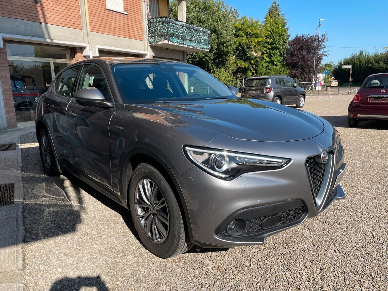 Alfa Romeo Stelvio 2.2 Turbodiesel 160 CV AT8 RWD Rosso Edizione