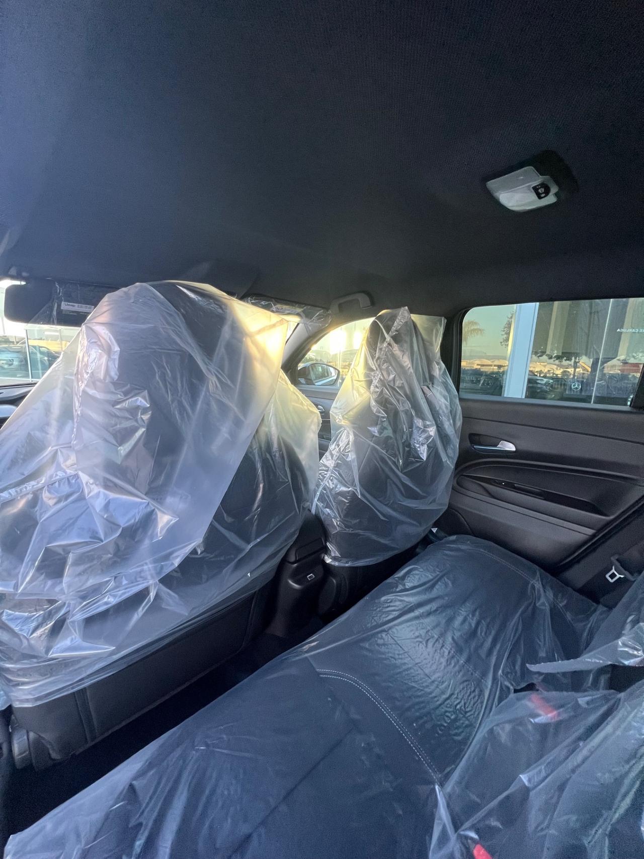 Jeep Avenger 1.2 Turbo 110 CV MHEV Altitude possibilità noleggio no scoring