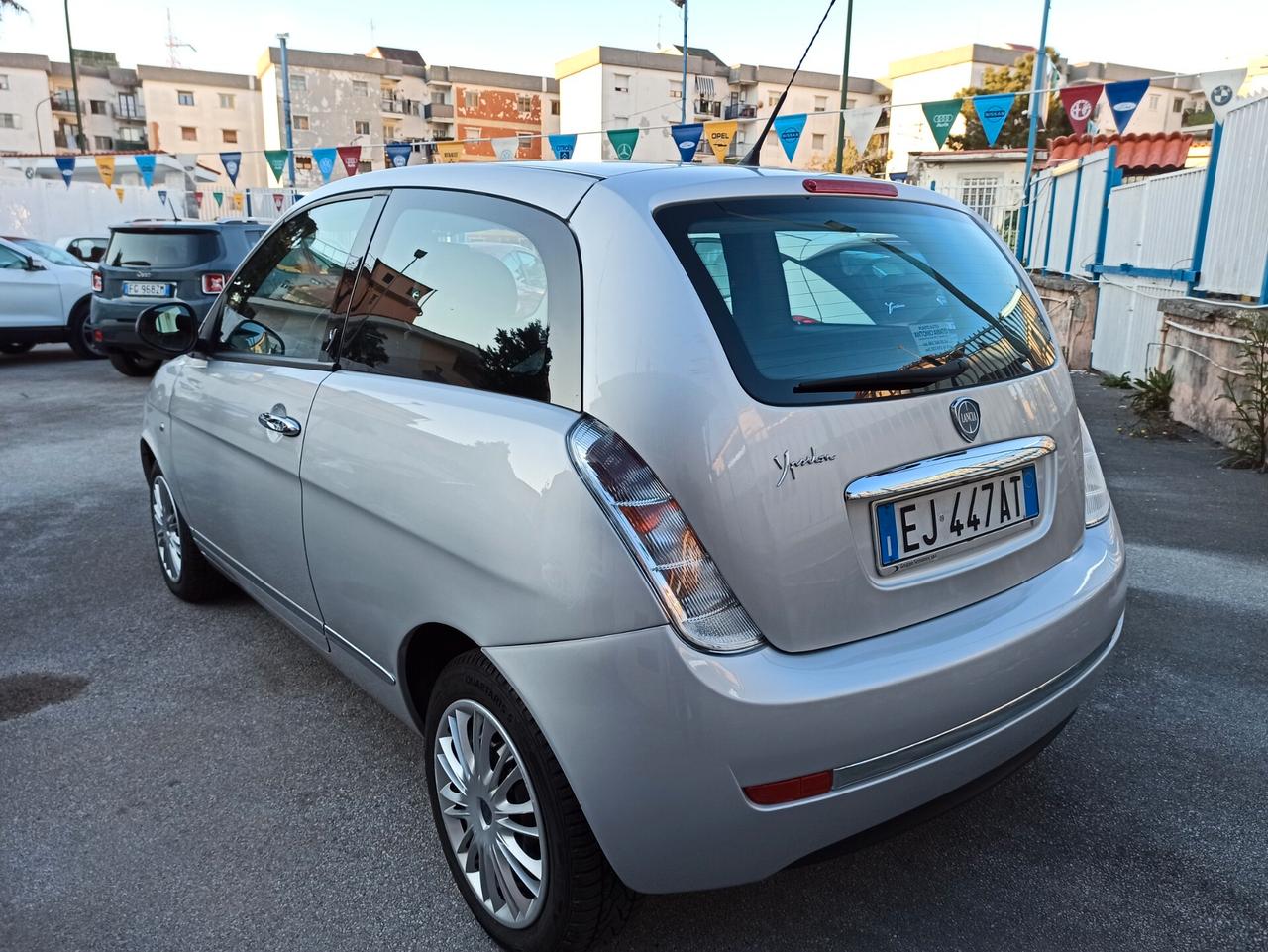 Lancia Ypsilon 1.2 69 CV Diva