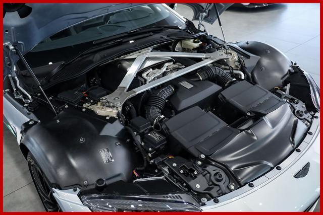 ASTON MARTIN Vantage Roadster