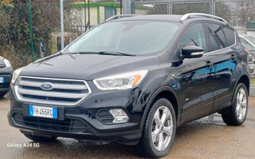 Ford Kuga 2.0 TDCI 150 CV S&S 4WD Powershift Vignale
