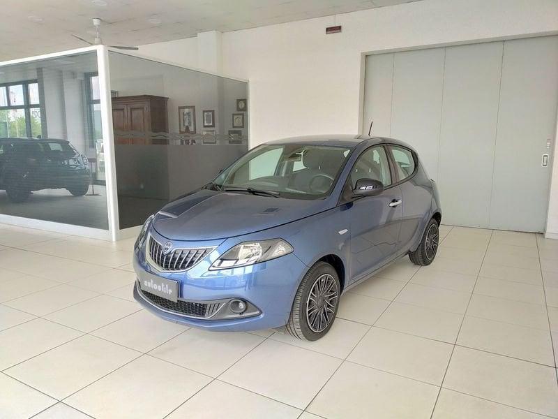 Lancia Ypsilon 1.0 FireFly 5 porte S&S Hybrid Gold