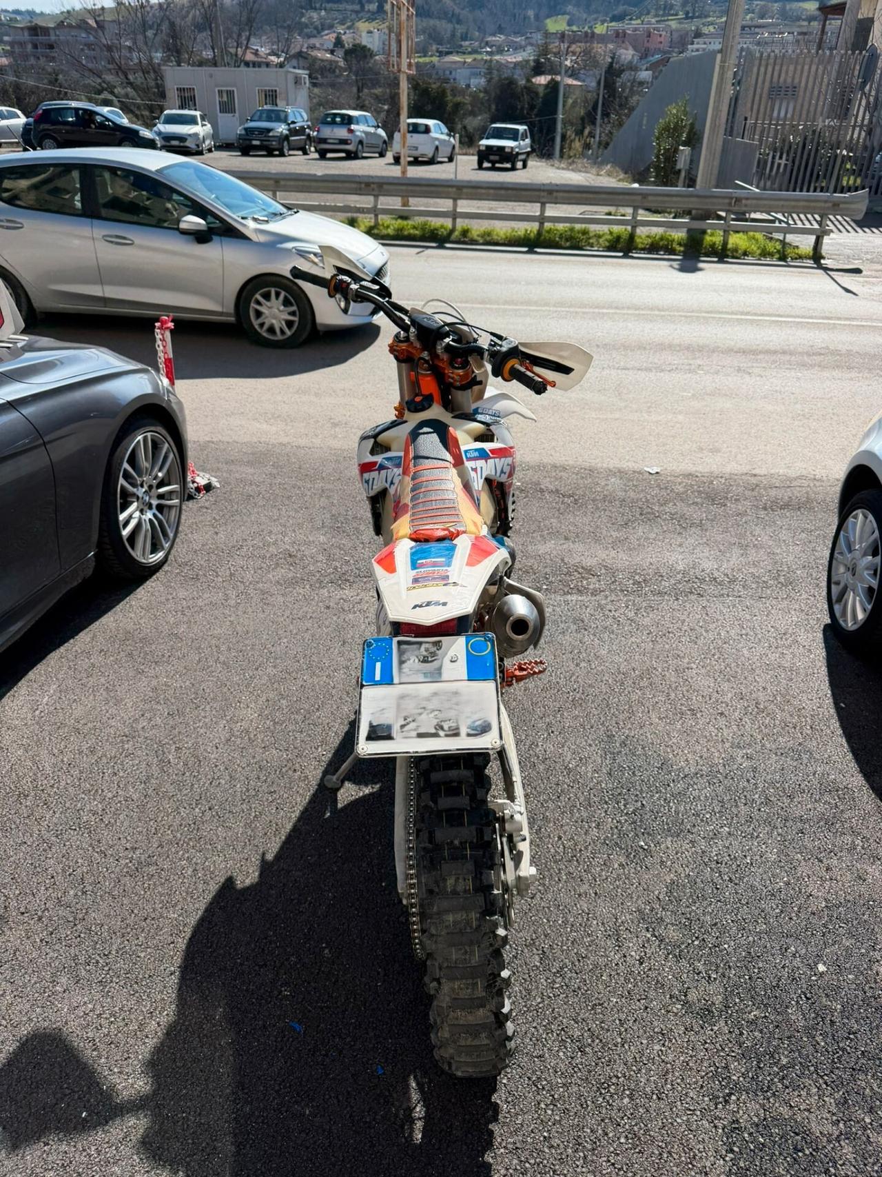 KTM 300 EXC Six Days 2016 (Carburatore) – Ottimo Stato – Ultima Serie