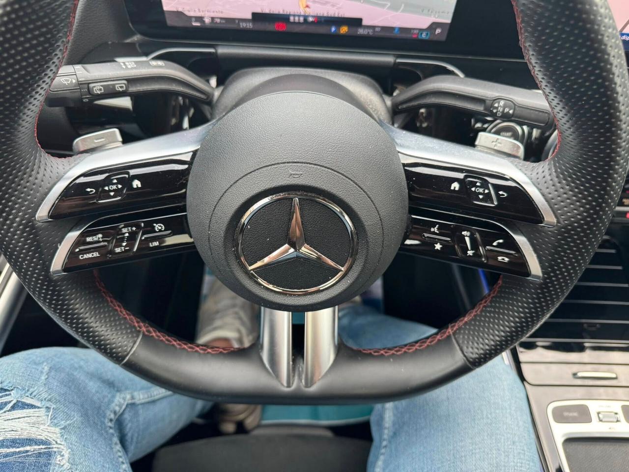 MERCEDES GLA200d PREMIUM PLUS AMG LINE