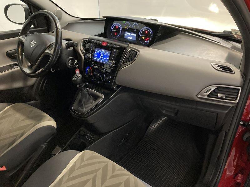 Lancia Ypsilon Ypsilon 1.2 69 CV 5 porte Platinum