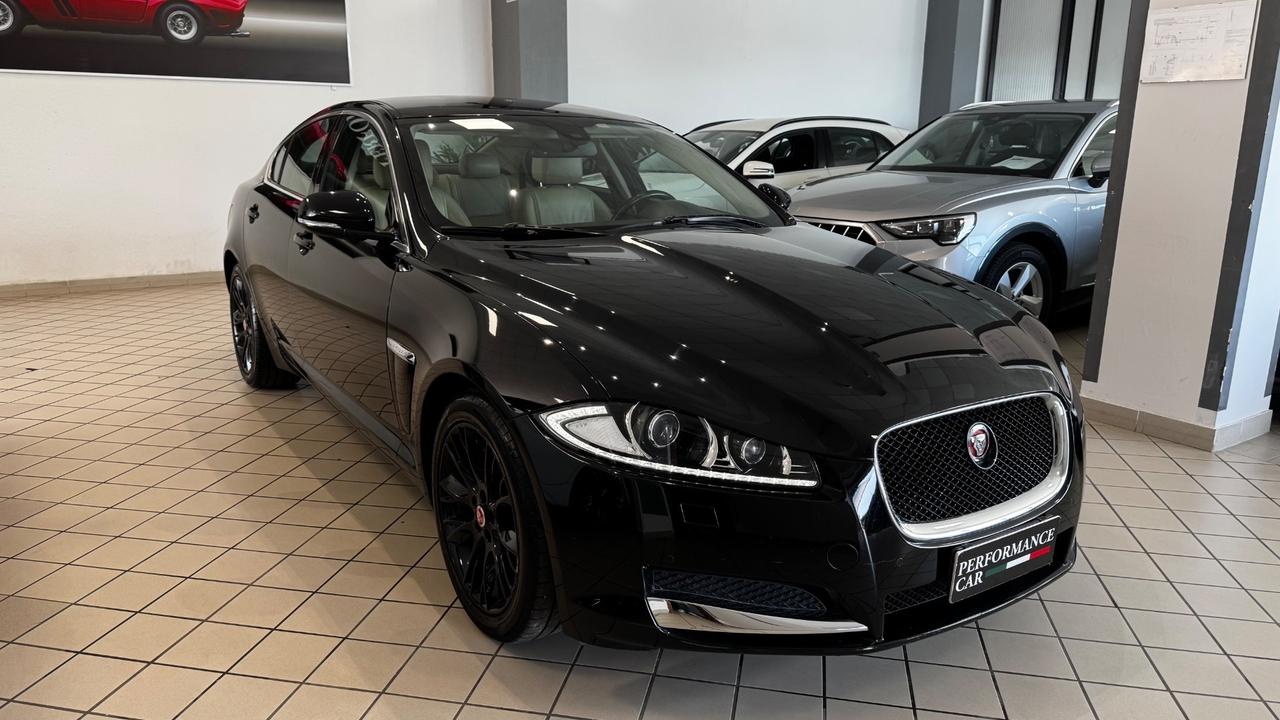 Jaguar XF 2.2 D 200 CV Premium Luxury
