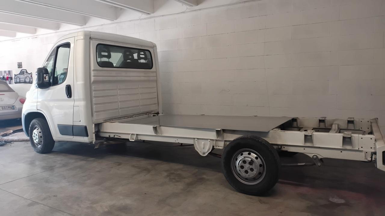 Peugeot Boxer a telaio da allestire