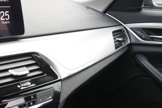 BMW 520 d 48V xDrive Touring Business UNICOPROP. PELLE.
