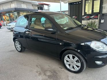 Lancia Ypsilon 1.3 Multijet 16V Platino
