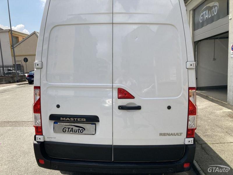Renault Master T35 2.3 dCi/130 L2H2 IVA ESPOSTA