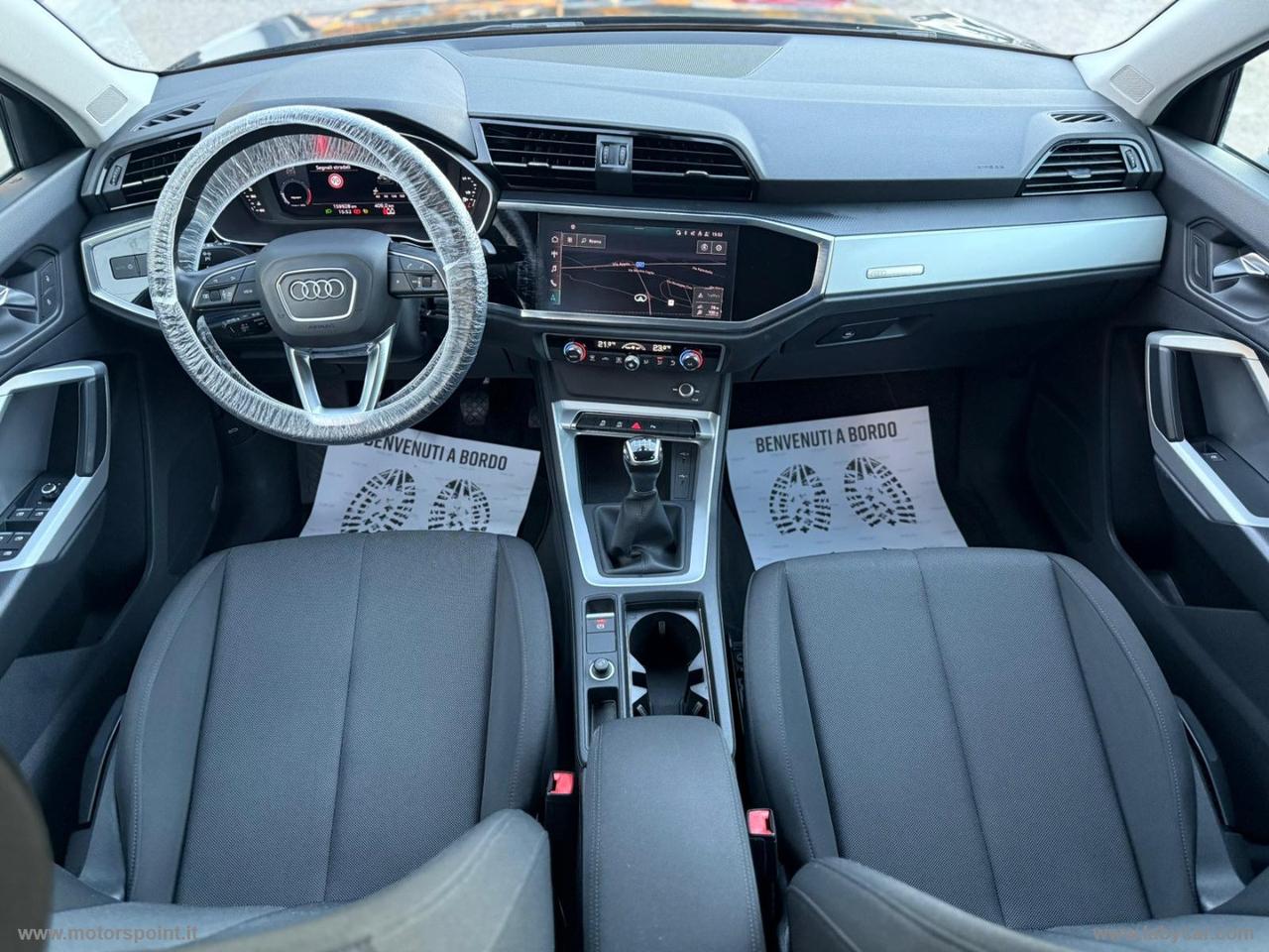 AUDI Q3 35 TDI Business