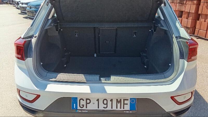 Volkswagen T-Roc 2.0 TDi 150cv DSG da VETRINA