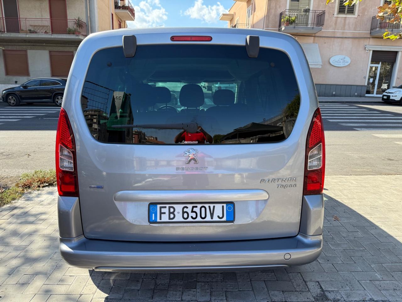 Peugeot Partner Tepee BlueHDi 100 Outdoor