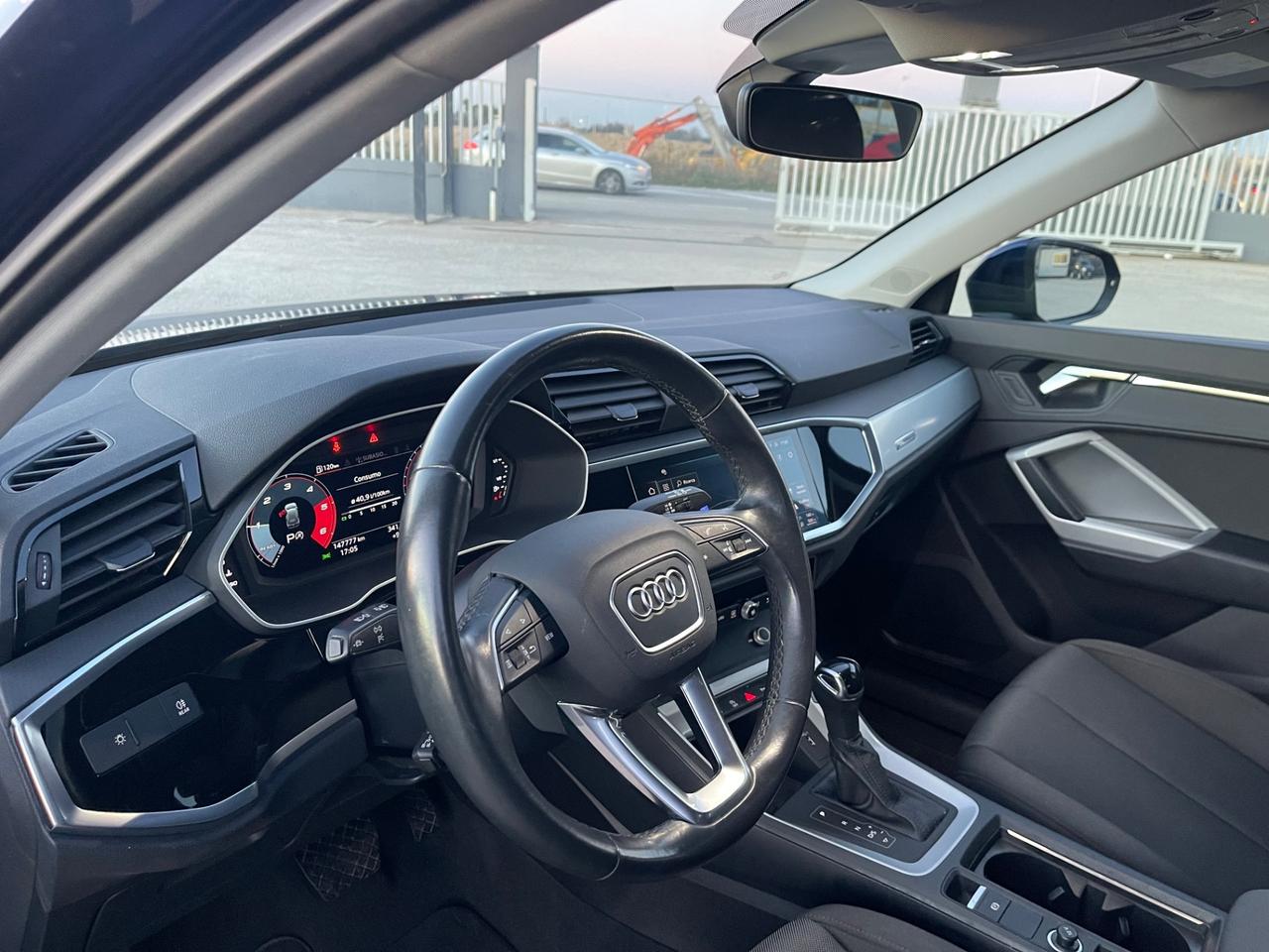 AUDI Q3 35 TDI 150CV STRONIC BUSINESS FULL MY21