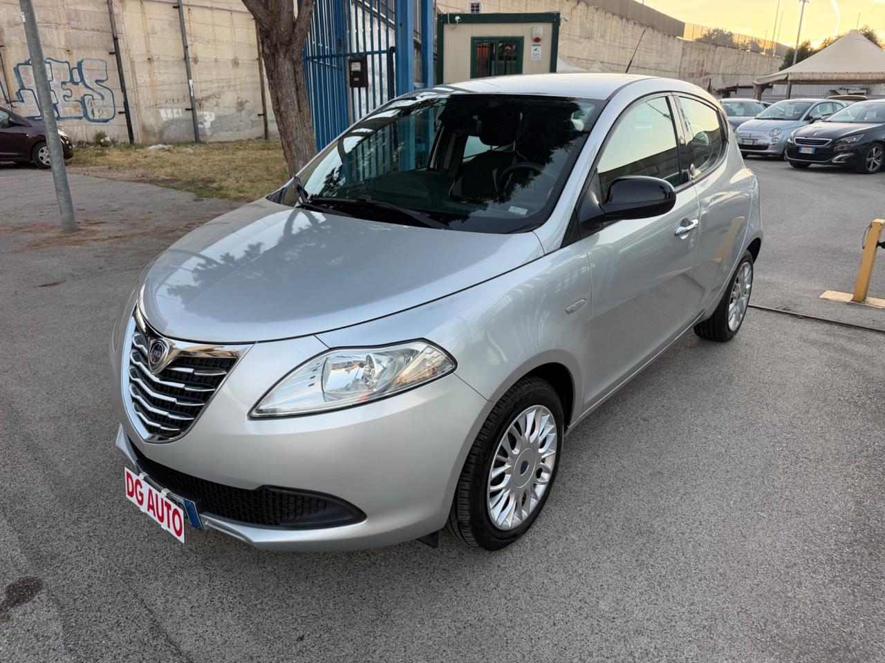 Lancia Ypsilon 1.2 benz 69 CV GPL casa madre 2013