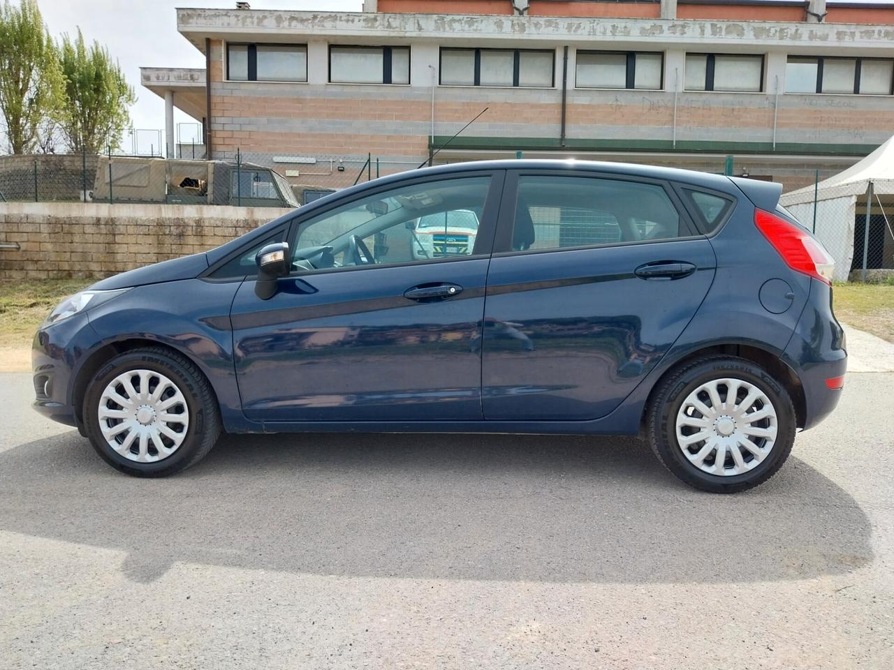 Ford Fiesta 1.5 TDCi 75CV 5 porte - ok neopatentati